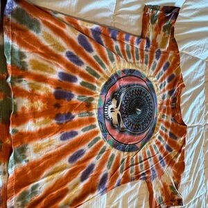 Grateful Dead tie-dye 
large to extra large , 
excellent condition